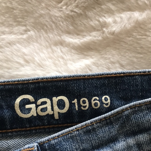Gap 1969 destroyed medium wash jeans - Picture 9 of 9